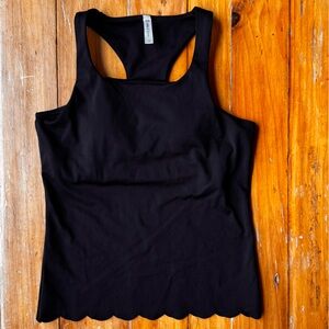 Ebb & Flow Black Women's Scallop Hem Dry Fit Athletic Tank Top Size S
